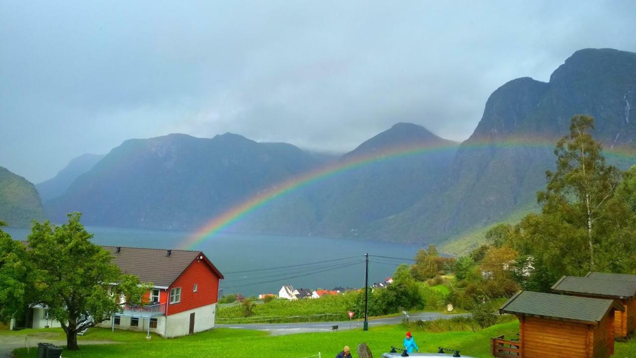 Winjum Apartments Aurland Stegastein エクステリア 写真